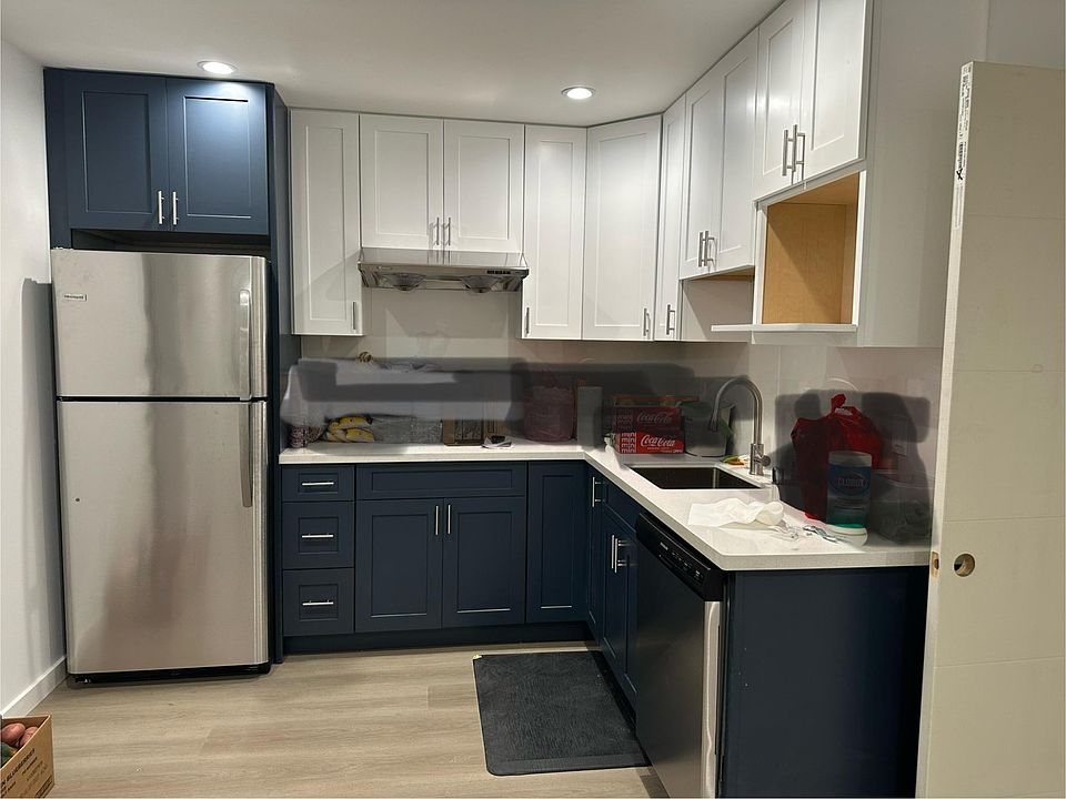 1st image of 246 Farallones St