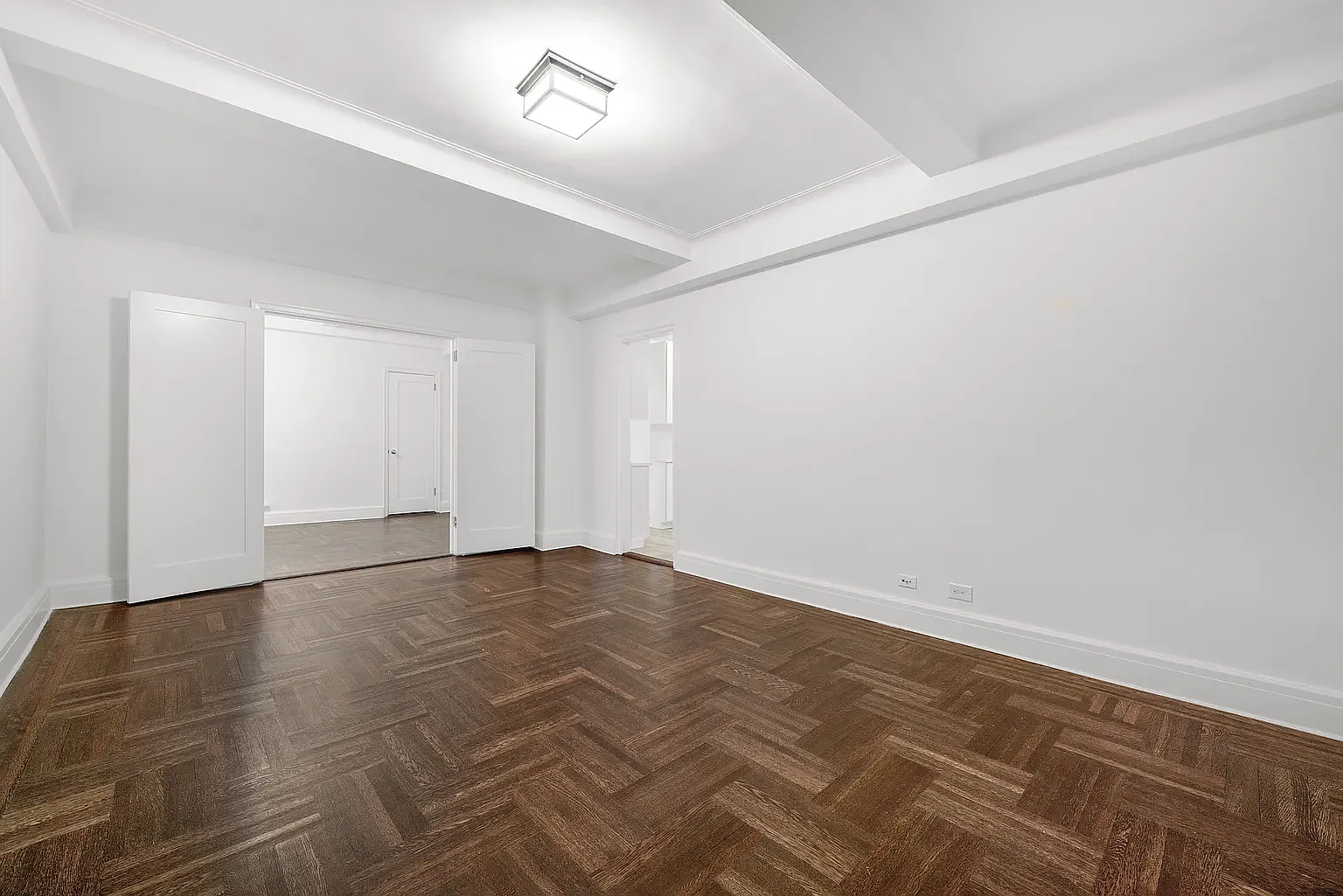 25 West 81st Street — Photo 2