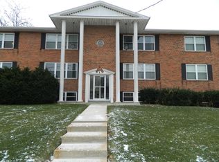 5616 Hickman Rd APT 7, Des Moines, IA 50310