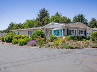 3445 NE Avery St, Newport, OR 97365