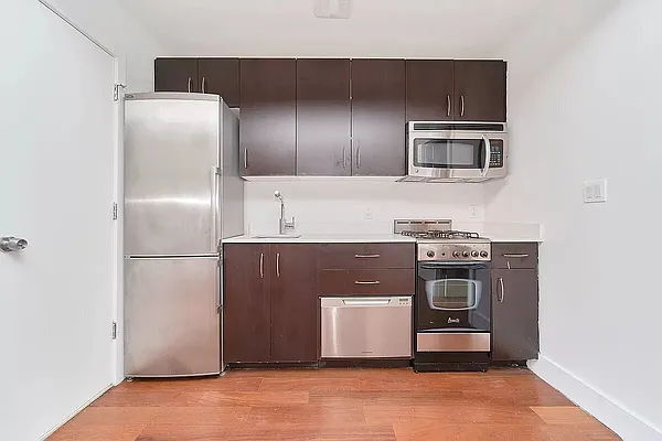 Rented by Living New York | media 20