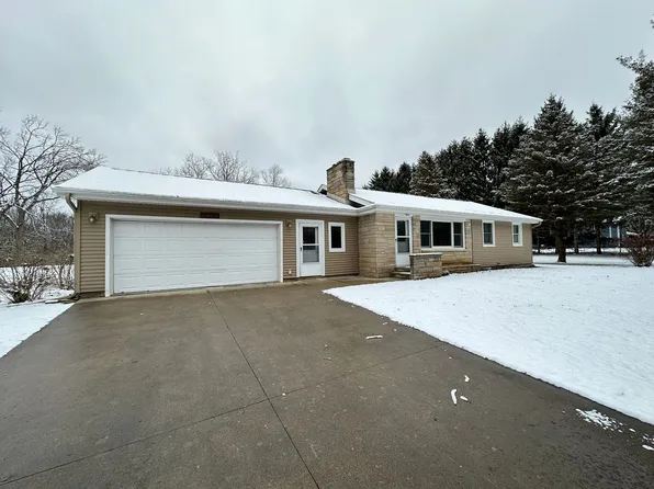 4950 Slayton Rd, Jackson, MI 49201