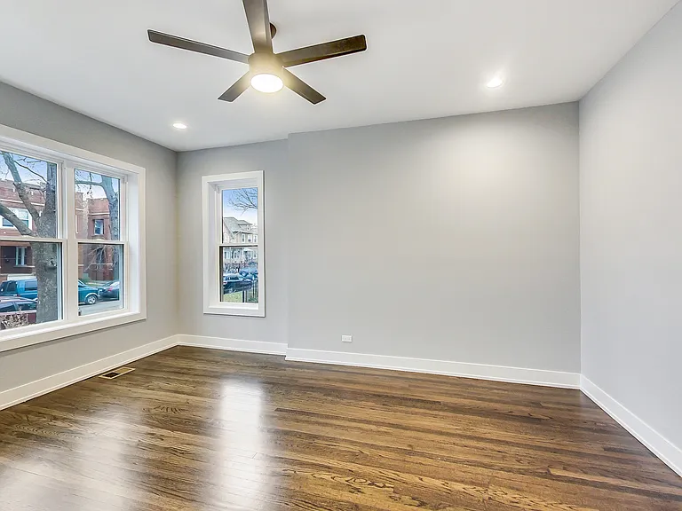 4515 N Christiana Ave #1 — Photo 4