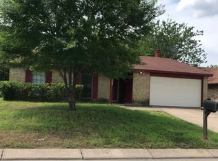 6974 Fallbrook Ct W, Fort Worth, TX 76120