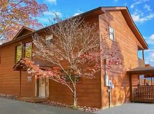 2232 Bause Watson Ln, Gatlinburg, TN 37738