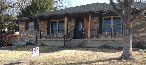 1305 Spring Creek Dr Photo 1