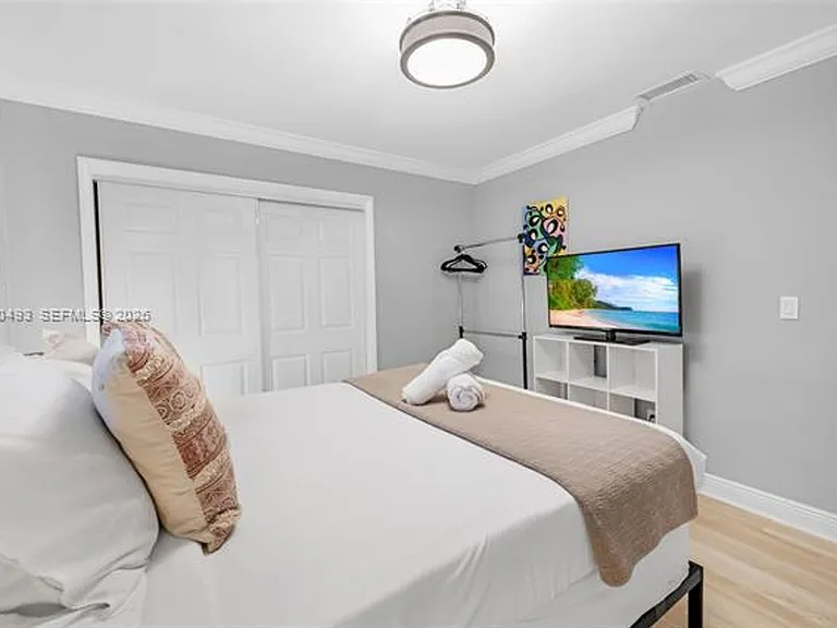 7711 Coquina Dr — Photo 28
