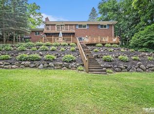 13271 Pomona Dr, Fenton, MI