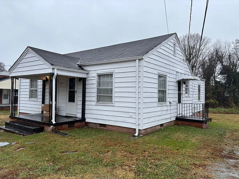 2920 & B Archdale Rd #A — Photo 1