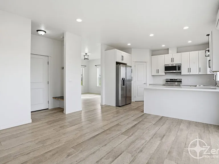 2015 NE North Fork Ave — Photo 17