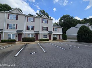19 Red Ln, Raleigh, NC 27609