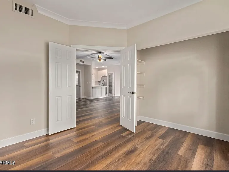 1633 E Lakeside Dr #170 — Photo 1