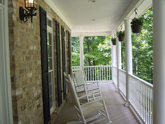 2nd image of 1395 Eyrie View Dr