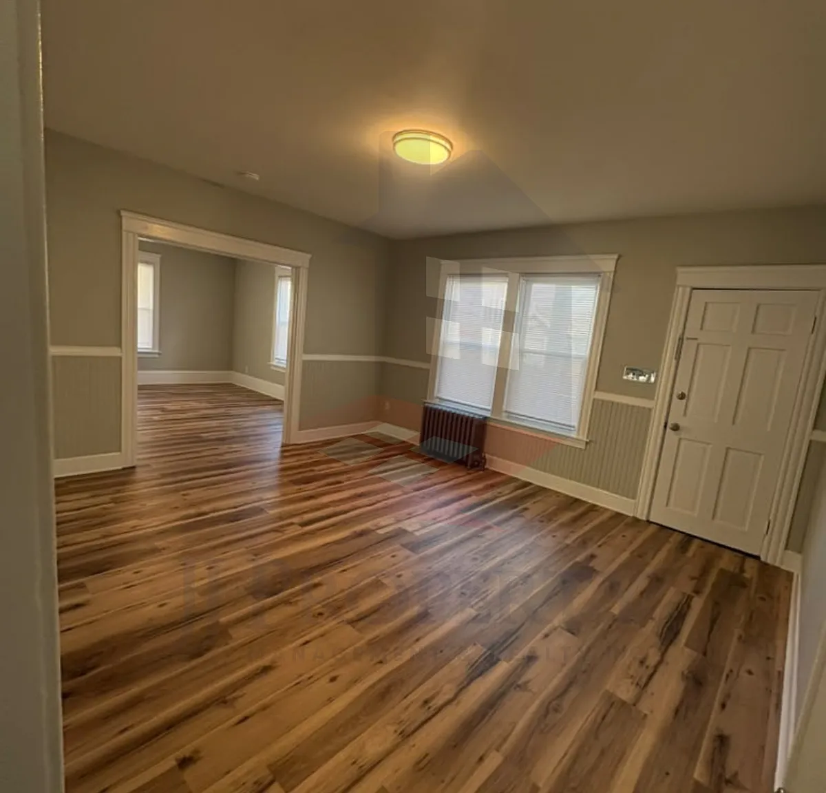 3 bed, $2,100 — Photo 4
