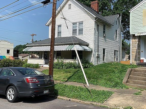 4th image of 1903 Plum St