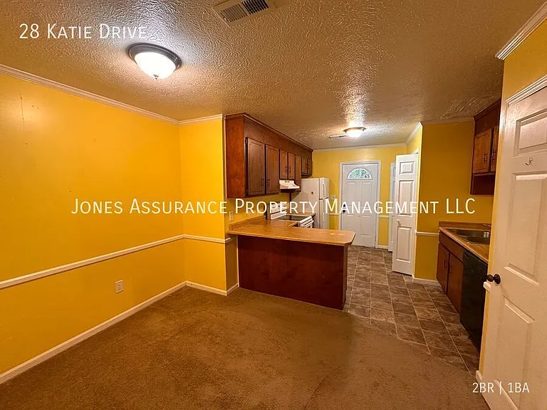 28 Katie Dr — Photo 4