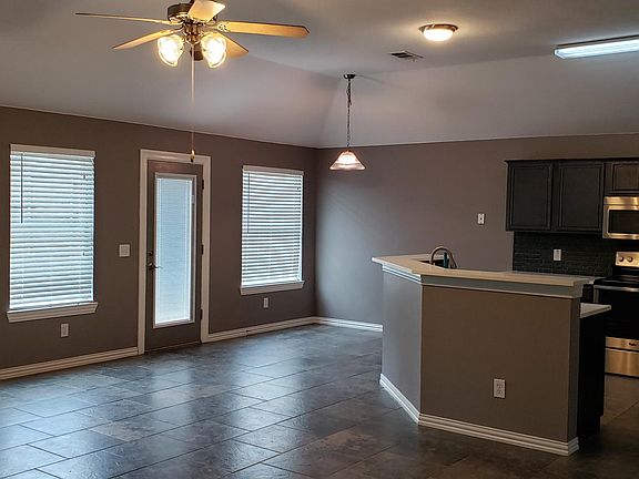 2nd image of 201 S Rolling Meadows Dr