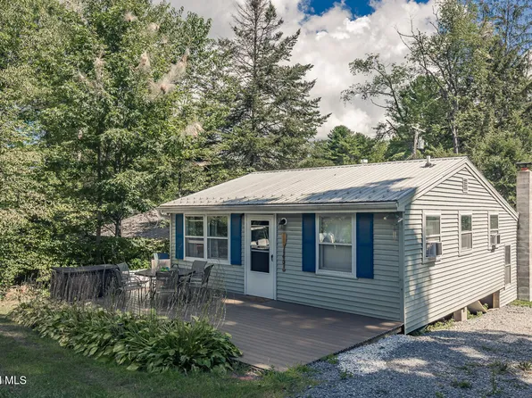 140 Seneca Avenue, Broadalbin, NY 12025