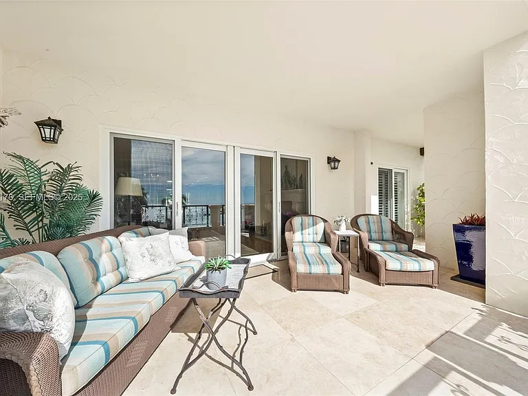2332 Fisher Island Dr #4302 — Photo 43