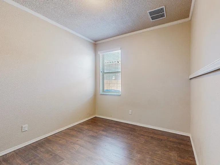 8323 Mock Heather Rd NW — Photo 28