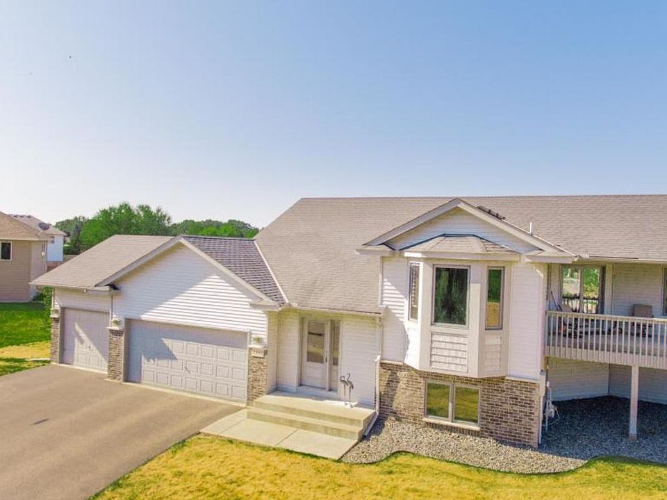 1st image of 1080 Fillmore Cir NE
