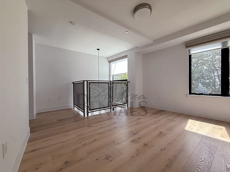 2747 San Pablo Ave #216 — Photo 23