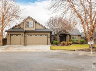 640 N Dunbarton Pl, Star, ID 83669