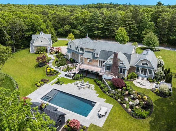 195 Bunker Hill Road, Osterville, MA 02655