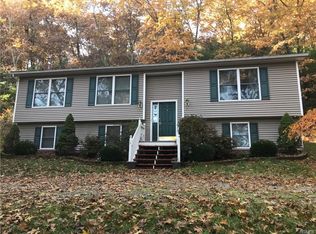 2 Eagle Ct, Sparrow Bush, NY 12780