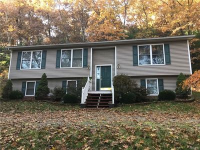 2 Eagle Ct, Sparrow Bush, NY, 12780