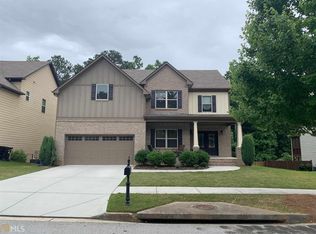 5542 Leaf Ridge Ln, Buford, GA 30518