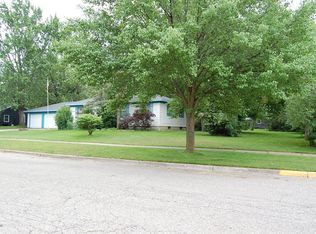 170 Kings Blvd, Sparta, MI 49345