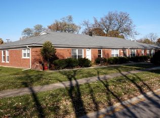 11208 1st St #2, Mokena, IL 60448