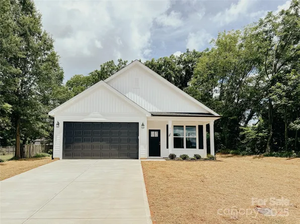 118 3rd Ave NW, Conover, NC 28613