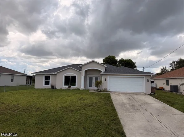 403 SW 30th Ave, Cape Coral, FL 33991