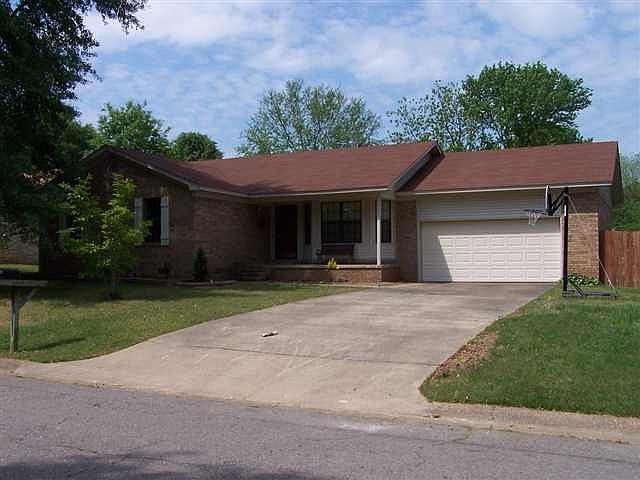 1st image of 205 Western Hills Dr
