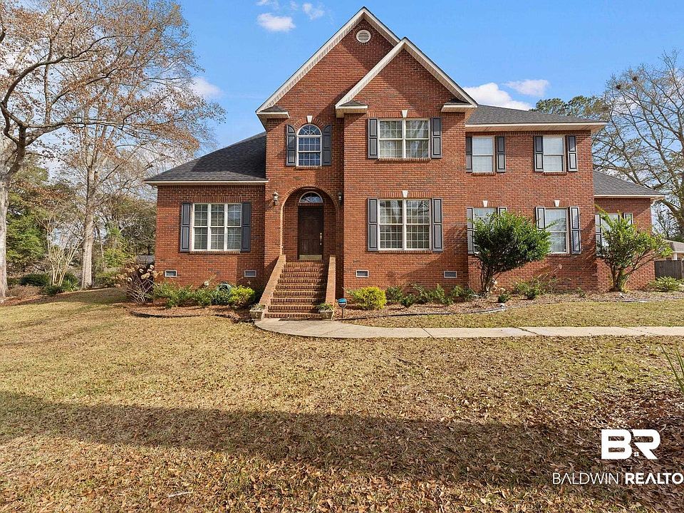 1st image of 525 Norwood Rd