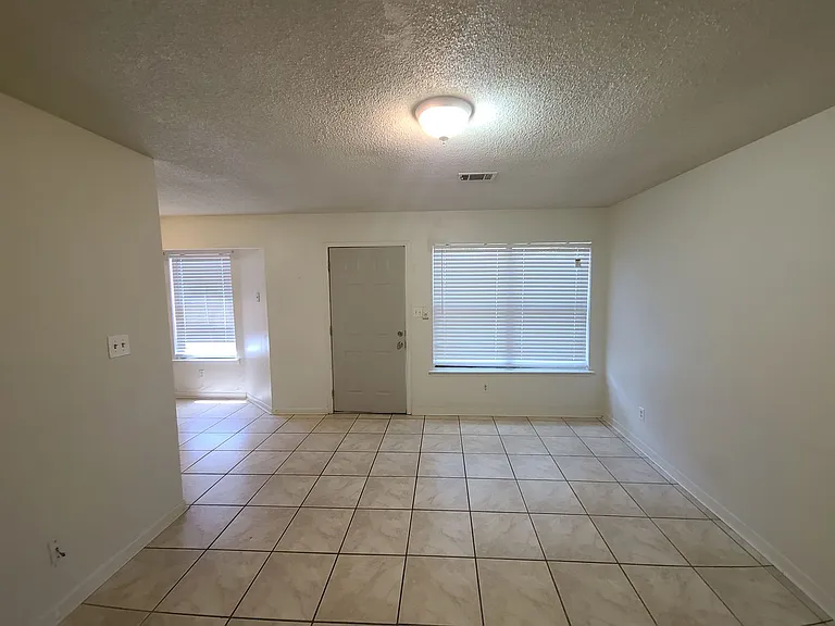 6188 Wooded Way #A — Photo 2