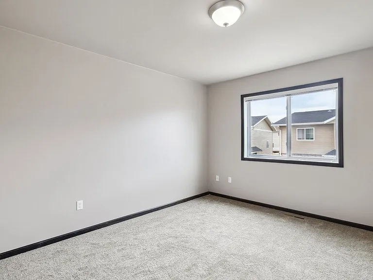 Town Square Townhomes — Photo 21