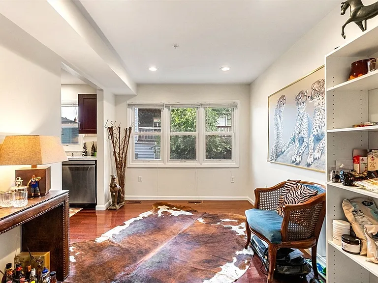 54 Crescent Ave #L — Photo 9