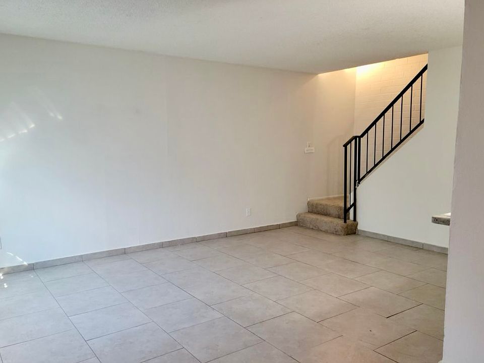 1st image of 4602 E Riverside St
