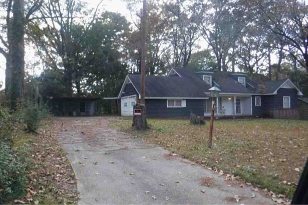 2nd image of 249 Carmel Ave