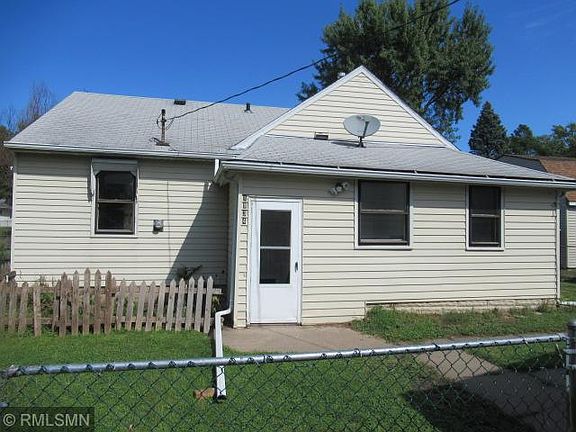 3rd image of 1834 Stillwater Ave
