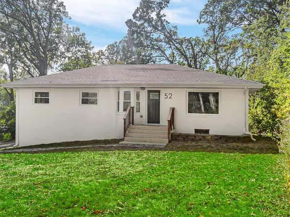 52 Highland Rd, Merrillville, IN 46410