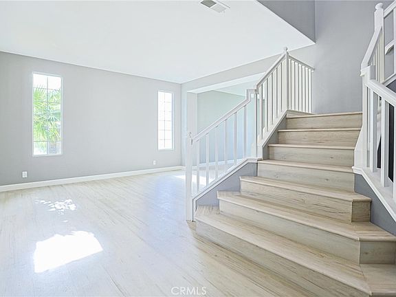 3rd image of 31945 Anthony Ct