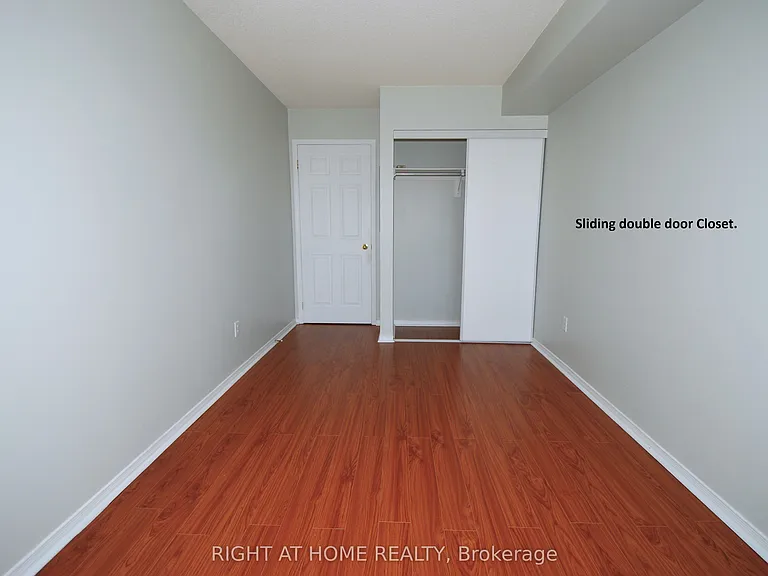 39 Pemberton Ave #1009 — Photo 18
