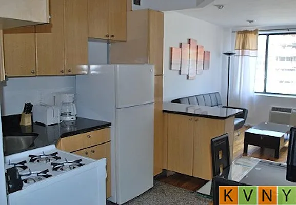 Rented by KVNY Soho | media 78