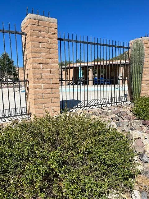 2 bed, 1165 sqft, $1,450 — Photo 2