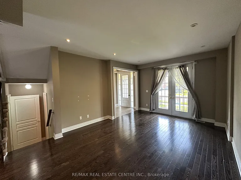 2491 Postmaster Dr — Photo 6