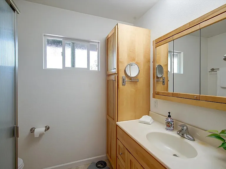 416 Sherman Dr #A — Photo 12